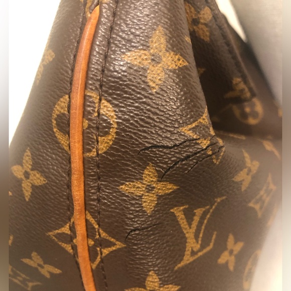 Louis Vuitton Monogram Sully PM - Picture 6 of 16